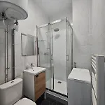 Hypercentre 2 Etoiles * Экс-ле-Бен