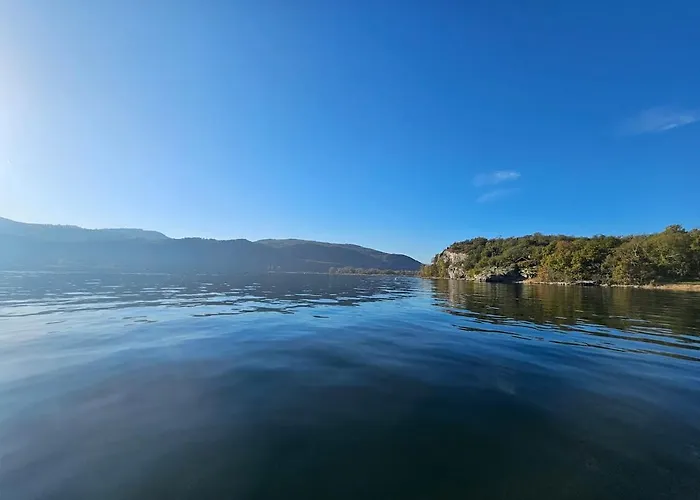 Hypercentre 2 Etoiles * Aix-les-Bains