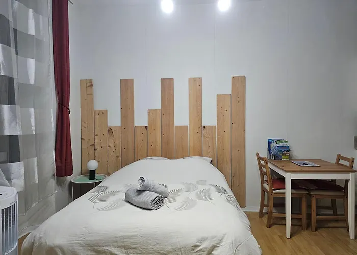 Hypercentre 2 Etoiles