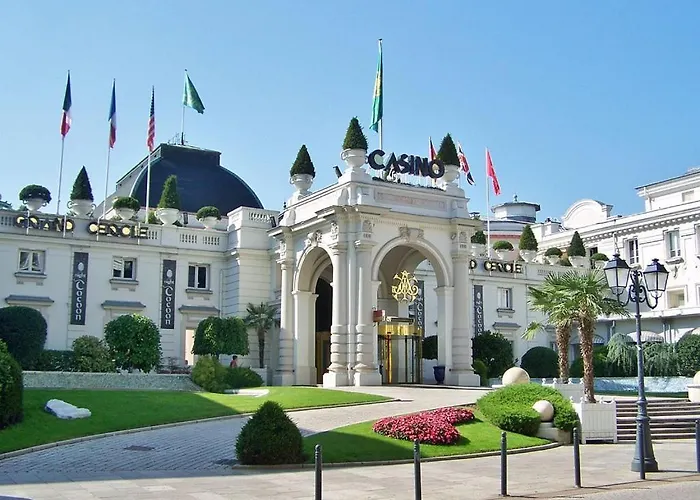 Hypercentre 2 Etoiles